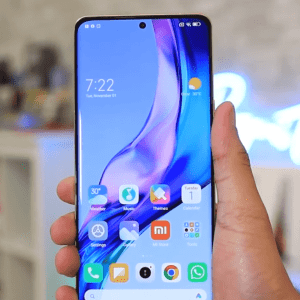 شاشة هاتف Xiaomi 12S Ultra