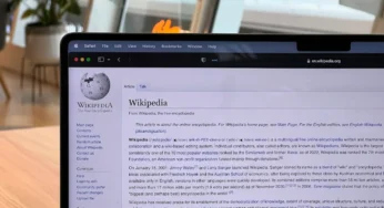 موسوعة ويكيبيديا تشكو من قلة الزيارات موقعها بسبب الذكاء الاصطناعي ومواقع التواصل الاجتماعي