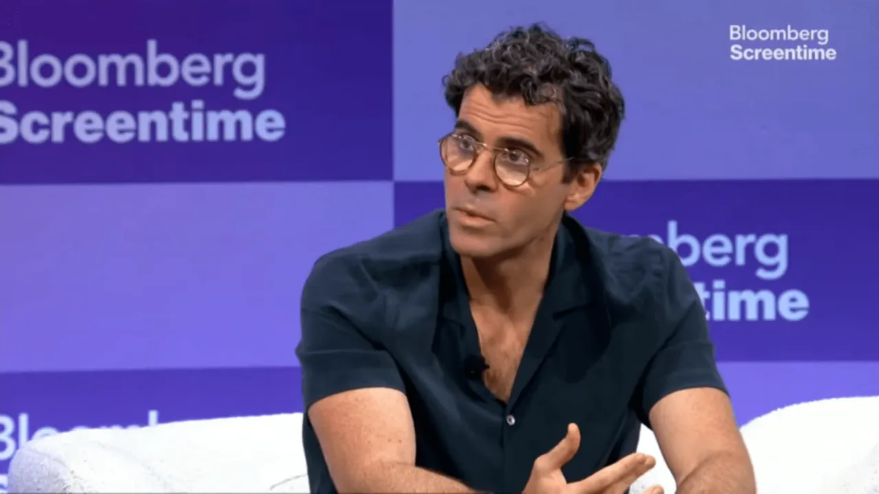 رئيس Instagram أدم موسيري بشأن المخاوف من الذكاء الاصطناعي أن المجتمع سيضطر إلى التكيف معة