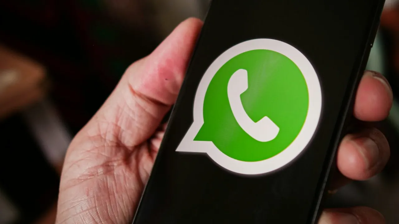 شركة WhatsApp تغير سياستها لحظر برامج الدردشة الآلية على منصتها