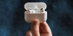 سماعات AirPods تحصل على ميزة الترجمة المباشرة في الاتحاد الاوربي