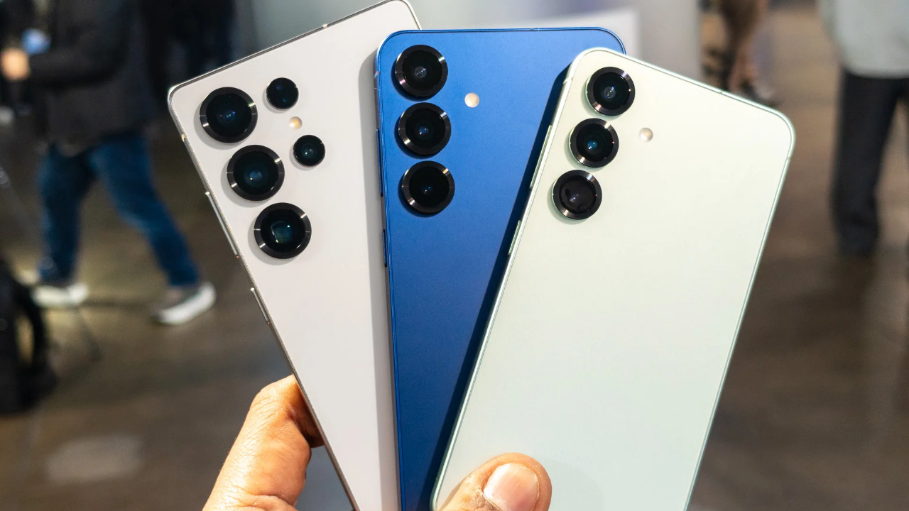 ميزة كشف المكالمات الاحتيالية ستصل إلى Galaxy S26 على غرار هواتف Pixel